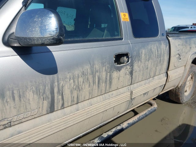 Продажа на аукционе авто 2000 Chevrolet Silverado K1500, vin: 2GCEK19TXY1123694, номер лота: 12587594