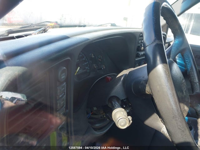 Продажа на аукционе авто 2000 Chevrolet Silverado K1500, vin: 2GCEK19TXY1123694, номер лота: 12587594