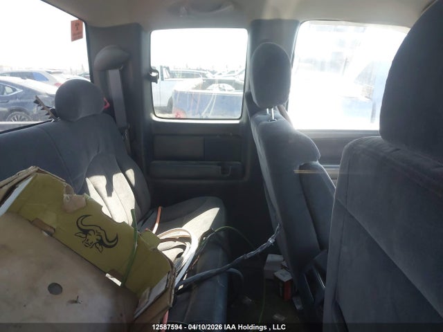 Продажа на аукционе авто 2000 Chevrolet Silverado K1500, vin: 2GCEK19TXY1123694, номер лота: 12587594