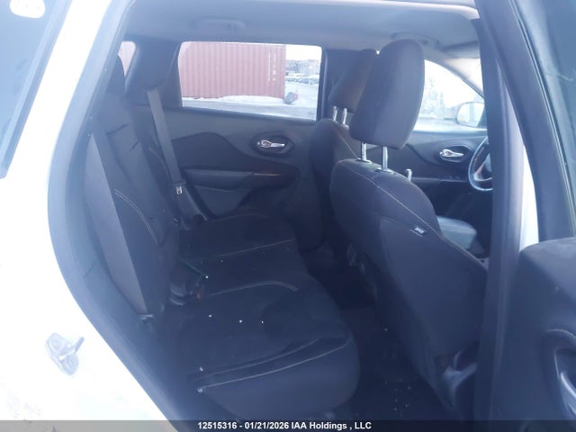 12515316 :رقم المزاد ، 1C4PJMCS7GW250195 vin ، 2016 Jeep Cherokee North مزاد بيع