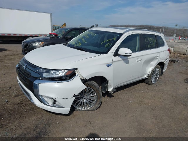 2022 Mitsubishi Outlander Phev Black Edition/gt/le/se მანქანა იყიდება აუქციონზე, vin: JA4J2VA76NZ612269, აუქციონის ნომერი: 12587634