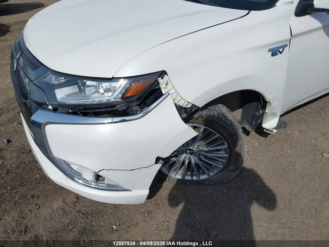 2022 Mitsubishi Outlander Phev Black Edition/gt/le/se მანქანა იყიდება აუქციონზე, vin: JA4J2VA76NZ612269, აუქციონის ნომერი: 12587634