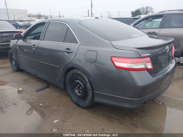 12587648 :رقم المزاد ، 4T1BF3EK9BU163790 vin ، 2011 Toyota Camry Se مزاد بيع