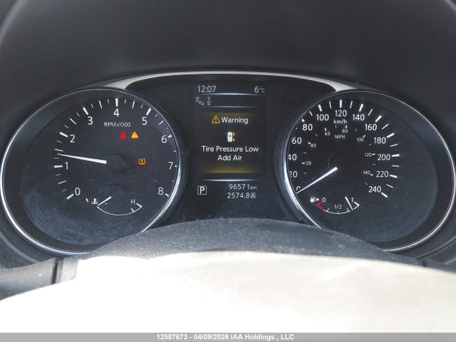 2015 Nissan Rogue S/sl/sv მანქანა იყიდება აუქციონზე, vin: 5N1AT2MV7FC848635, აუქციონის ნომერი: 12587673