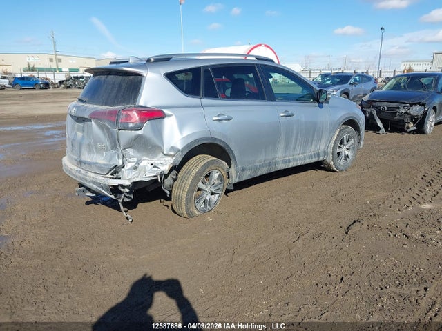 2018 Toyota Rav4 Adventure/xle მანქანა იყიდება აუქციონზე, vin: 2T3RFREV6JW792845, აუქციონის ნომერი: 12587686