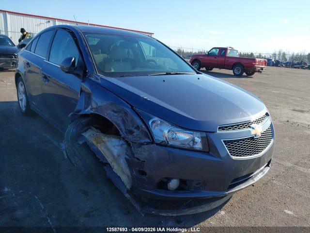 1G1P75SZ5E7415440 Chevrolet Cruze Diesel