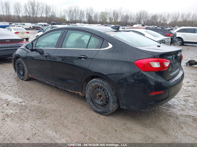1G1BE5SM9H7111682 Chevrolet Cruze Lt Auto