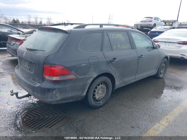 3VWPL7AJXEM606607 Volkswagen Golf 2.0 Tdi Comfortline/2.0 Tdi Highline/2.0 Tdi Trendline/2.0 Tdi Wolfsburg Edition