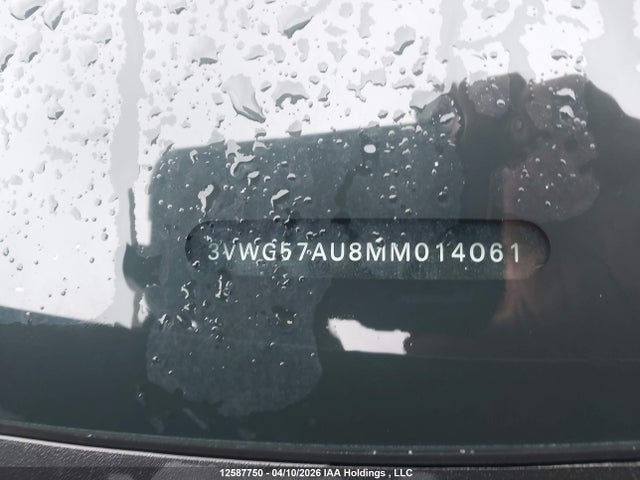 12587750 :رقم المزاد ، 3VWG57AU8MM014061 vin ، 2021 Volkswagen Golf Comfortline/highline مزاد بيع