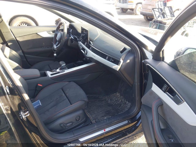 2024 Audi A4 Premium Plus 45 მანქანა იყიდება აუქციონზე, vin: WAUEAAF45RA046849, აუქციონის ნომერი: 12587766