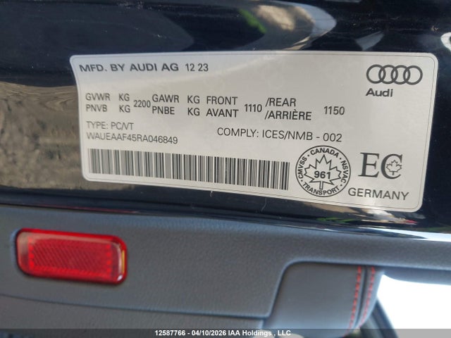 2024 Audi A4 Premium Plus 45 მანქანა იყიდება აუქციონზე, vin: WAUEAAF45RA046849, აუქციონის ნომერი: 12587766