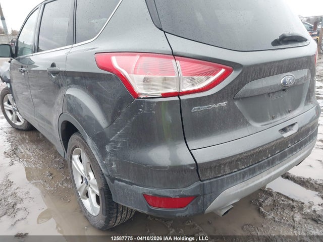 Продажа на аукционе авто 2016 Ford Escape Se, vin: 1FMCU0G76GUC30743, номер лота: 12587775