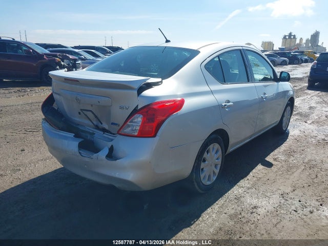 2014 Nissan Versa S/s Plus/sv/sl მანქანა იყიდება აუქციონზე, vin: 3N1CN7AP7EL823587, აუქციონის ნომერი: 12587787