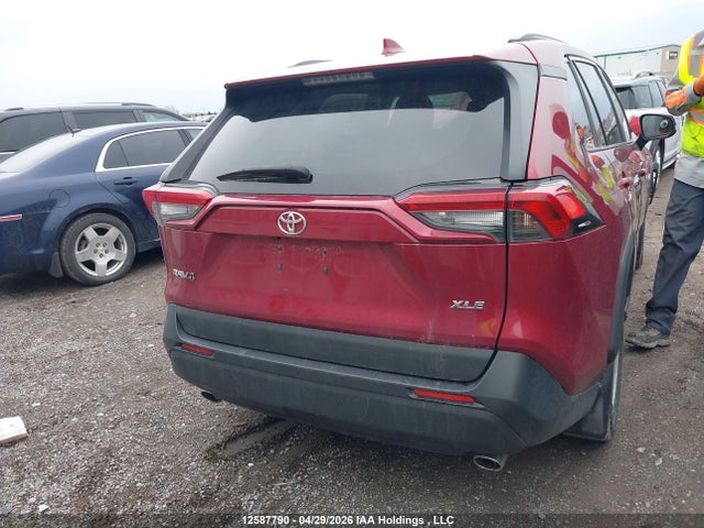 12587790 :رقم المزاد ، 2T3W1RFV4KW011290 vin ، 2019 Toyota Rav4 Xle مزاد بيع