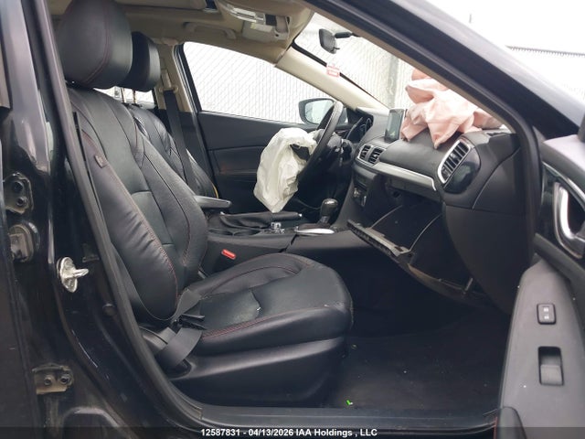 JM1BM1W31G1323658 Mazda 3 TOURING