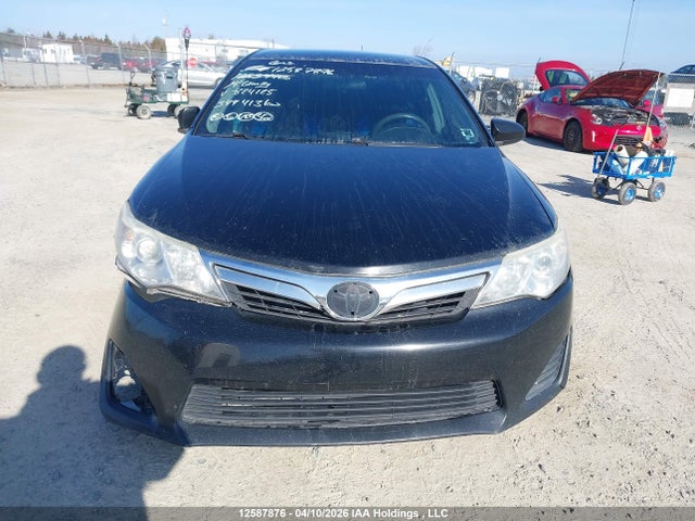 2014 Toyota Camry Le მანქანა იყიდება აუქციონზე, vin: 4T1BF1FK5EU824125, აუქციონის ნომერი: 12587876
