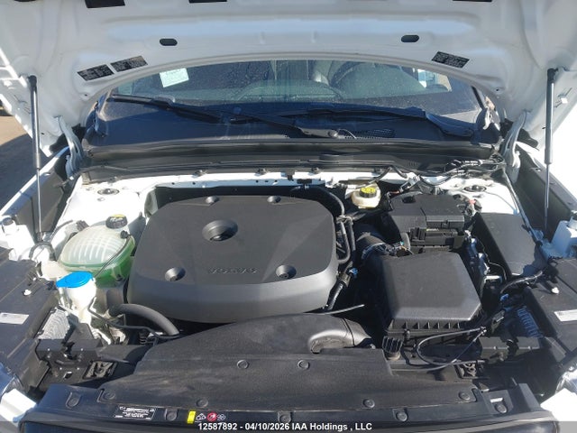 YV4162UM8K2126347 Volvo Xc40 T5 R-design