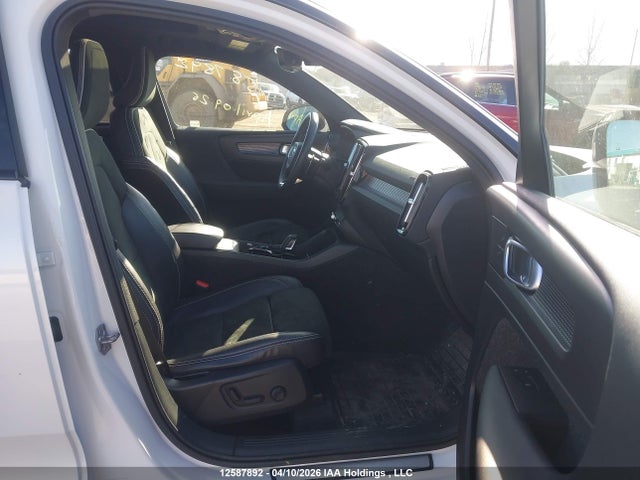 YV4162UM8K2126347 Volvo Xc40 T5 R-design