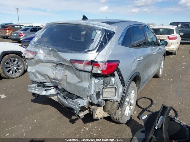 1FMCU9G67LUA02711 Ford ESCAPE SE