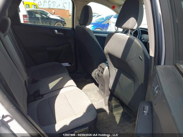 1FMCU9G67LUA02711 Ford ESCAPE SE