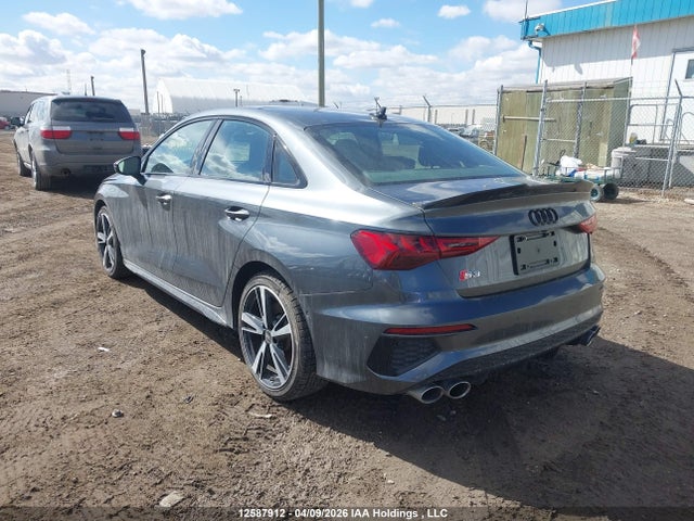 WAUG3CGY4RA015432 Audi S3 PREMIUM