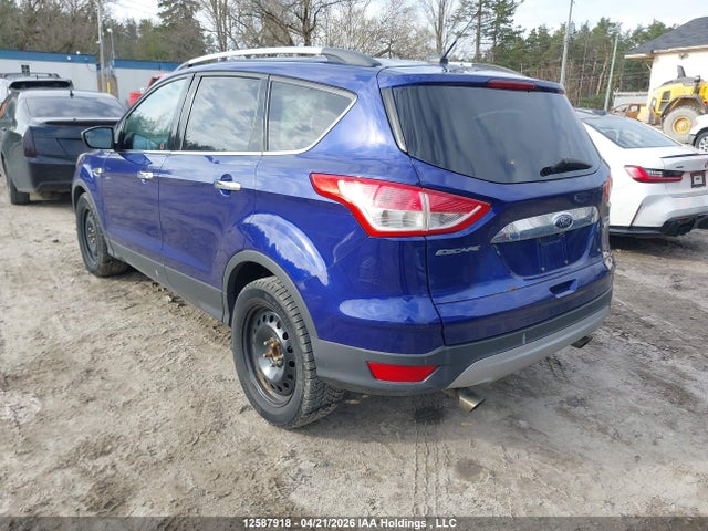 1FMCU0GX3FUA33978 Ford ESCAPE SE