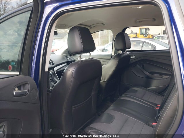 1FMCU0GX3FUA33978 Ford ESCAPE SE