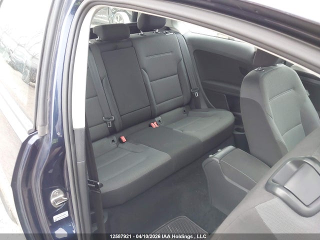 3VW817AU8FM025726 Volkswagen Golf