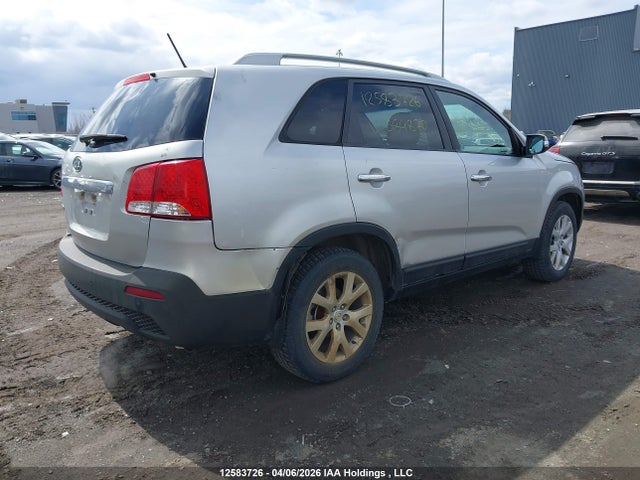 Продажа на аукционе авто 2013 Kia Sorento Lx, vin: 5XYKT3A62DG384870, номер лота: 12583726