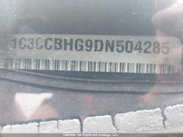 2013 Chrysler 200 S მანქანა იყიდება აუქციონზე, vin: 1C3CCBHG9DN504285, აუქციონის ნომერი: 12587948