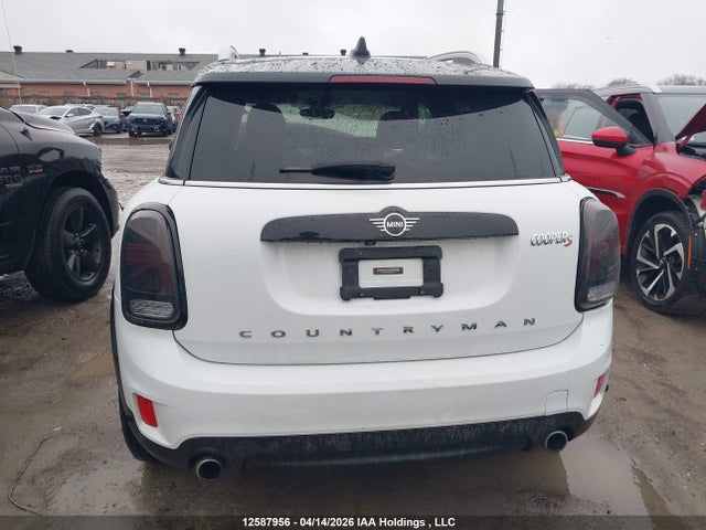 Mini Countryman Cooper S 2019 WMZYT5C58K3E63149 Image 15