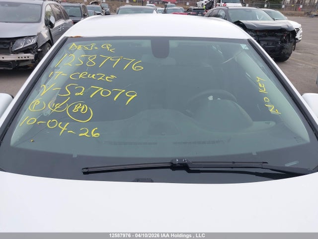 12587976 :رقم المزاد ، 3G1BE6SM6HS527079 vin ، 2017 Chevrolet Cruze Lt مزاد بيع