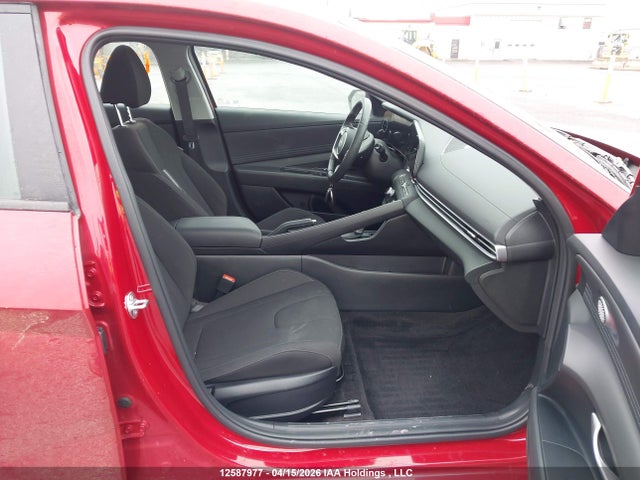 2025 Hyundai Elantra Preferred With Tech Package მანქანა იყიდება აუქციონზე, vin: KMHLM4DG9SU954950, აუქციონის ნომერი: 12587977