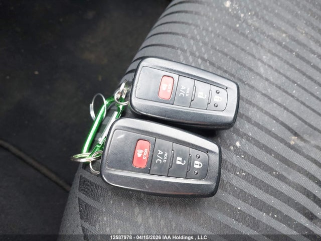Продаж на аукціоні авто 2021 Toyota Prius Prime, vin: JTDKAMFP5M3183336, номер лоту: 12587978