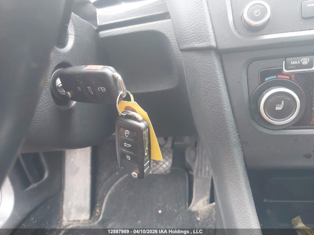 12587989 :رقم المزاد ، 3VWPL7AJ2EM612871 vin ، 2014 Volkswagen Golf 2.0 Tdi Comfortline/2.0 Tdi Highline/2.0 Tdi Trendline/2.0 Tdi Wolfsburg Edition مزاد بيع