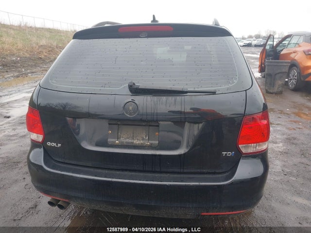 12587989 :رقم المزاد ، 3VWPL7AJ2EM612871 vin ، 2014 Volkswagen Golf 2.0 Tdi Comfortline/2.0 Tdi Highline/2.0 Tdi Trendline/2.0 Tdi Wolfsburg Edition مزاد بيع