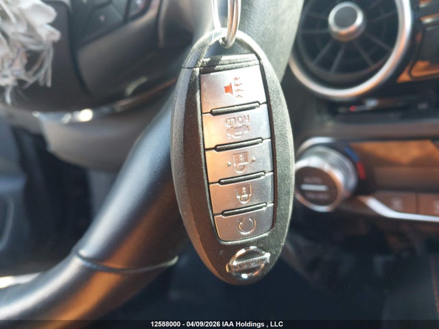 3N1AB8DV8MY209245 Nissan SENTRA SR