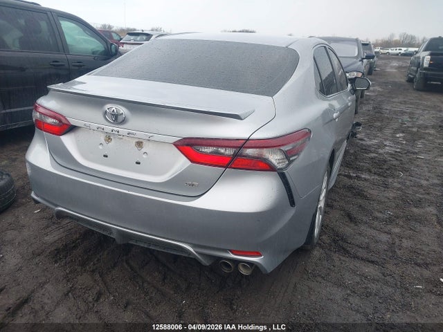 4T1G11AK6MU582732 Toyota CAMRY SE