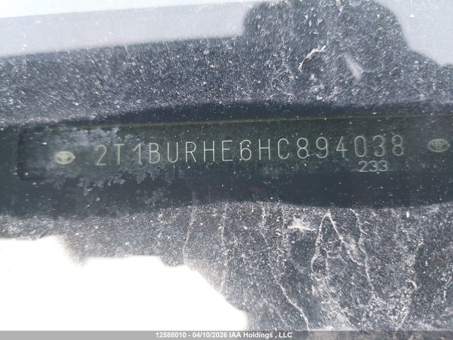 2T1BURHE6HC894038 Toyota COROLLA SE