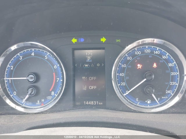 2T1BURHE6HC894038 Toyota COROLLA SE