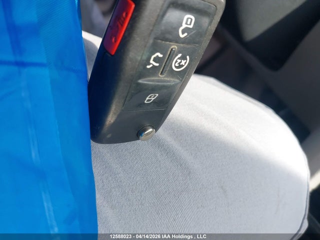 12588023 :رقم المزاد ، 1VWCN7A34EC049575 vin ، 2014 Volkswagen Passat 2.0 Tdi Highline مزاد بيع