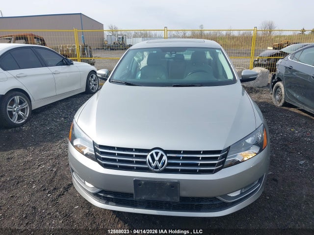 12588023 :رقم المزاد ، 1VWCN7A34EC049575 vin ، 2014 Volkswagen Passat 2.0 Tdi Highline مزاد بيع