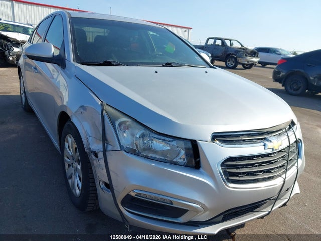 1G1PC5SBXF7289740 Chevrolet Cruze 1lt