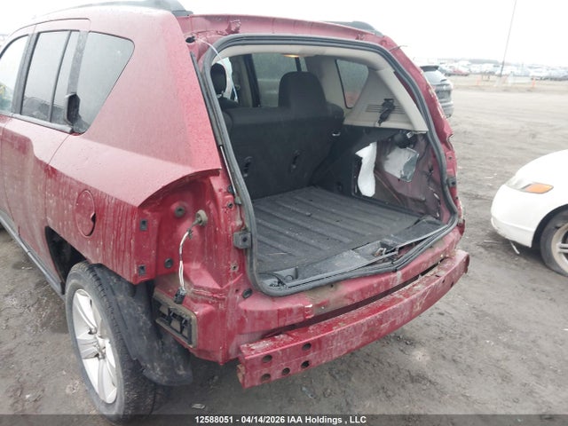 12588051 :رقم المزاد ، 1C4NJDAB1CD642637 vin ، 2012 Jeep Compass مزاد بيع