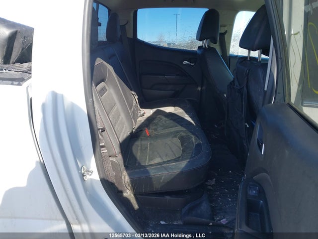1GTP6CE11J1217312 GMC Canyon All Terrain W/cloth