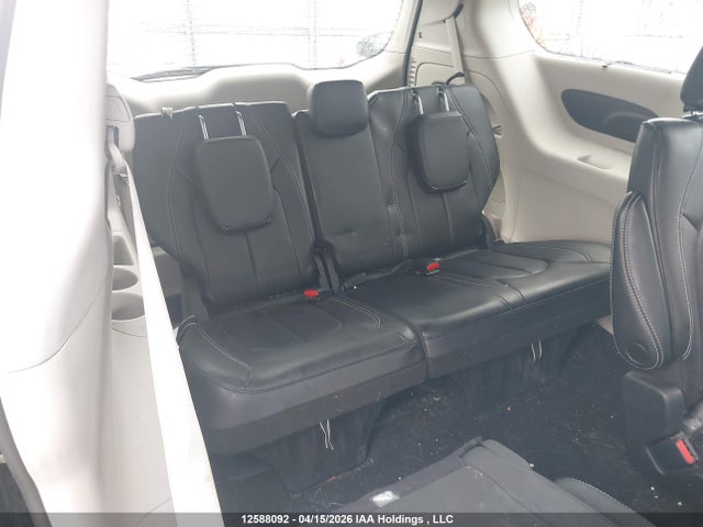 Aukcja sprzedaży 2022 Chrysler Pacifica Touring L, vin: 2C4RC1BG2NR107384, numer aukcji: 12588092