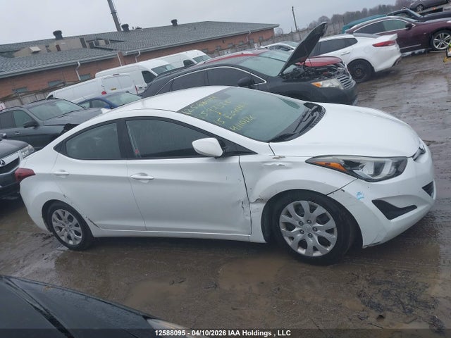 5NPDH4AEXFH597326 Hyundai Elantra Se/sport/limited