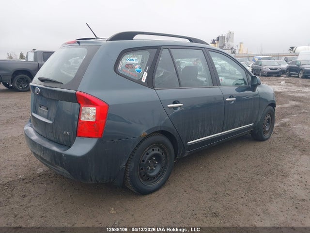 2009 Kia Rondo Lx/ex მანქანა იყიდება აუქციონზე, vin: KNAFG528497257296, აუქციონის ნომერი: 12588106