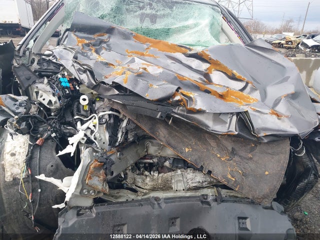 JTMRFREV3JJ736277 Toyota Rav4 Xle