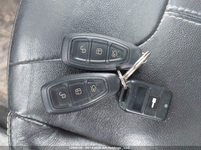 12588125 :رقم المزاد ، 1FAHP3N27CL438372 vin ، 2012 Ford Focus Titanium مزاد بيع